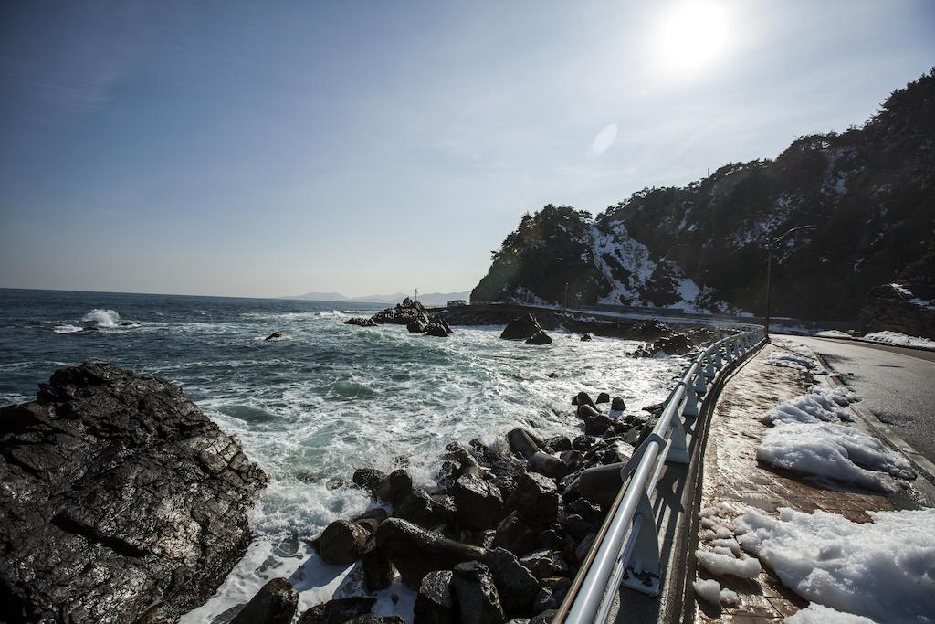 Sun Cruise Resort And Yacht Gangneung Exterior photo