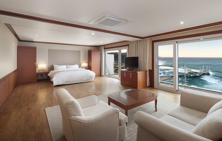 Sun Cruise Resort And Yacht Gangneung Exterior photo